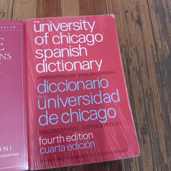 Assorted Book Collection - Picture 5 of 13